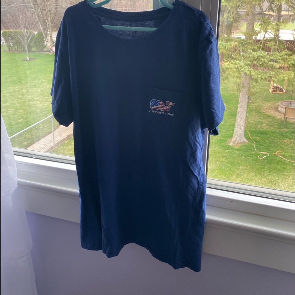 Blue vinyard vines top